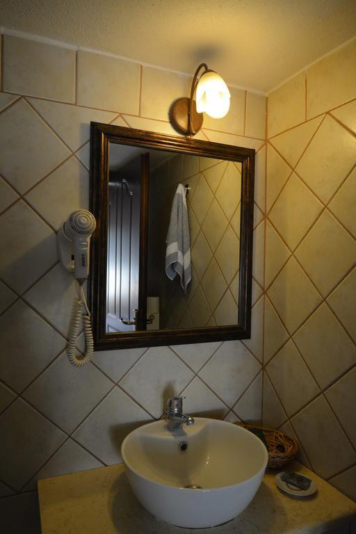 Guesthouse Rodamos Taxiarkhis  Dış mekan fotoğraf